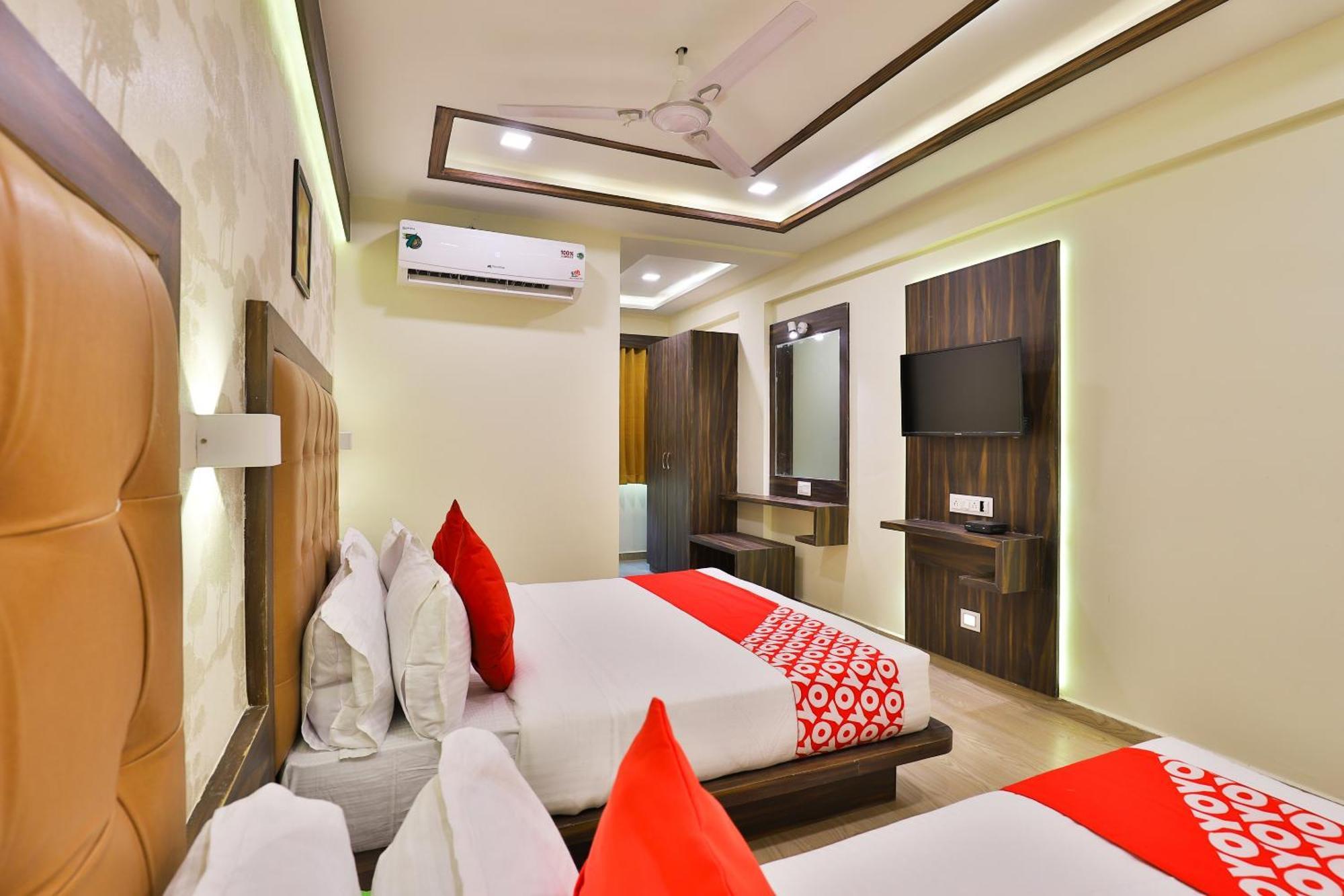 Hotel O Silver Palace Batwa Ngoại thất bức ảnh
