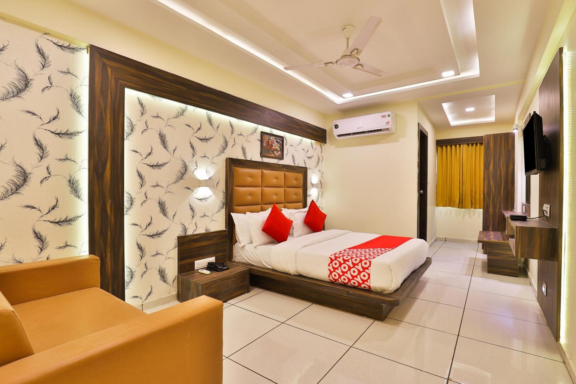 Hotel O Silver Palace Batwa Ngoại thất bức ảnh