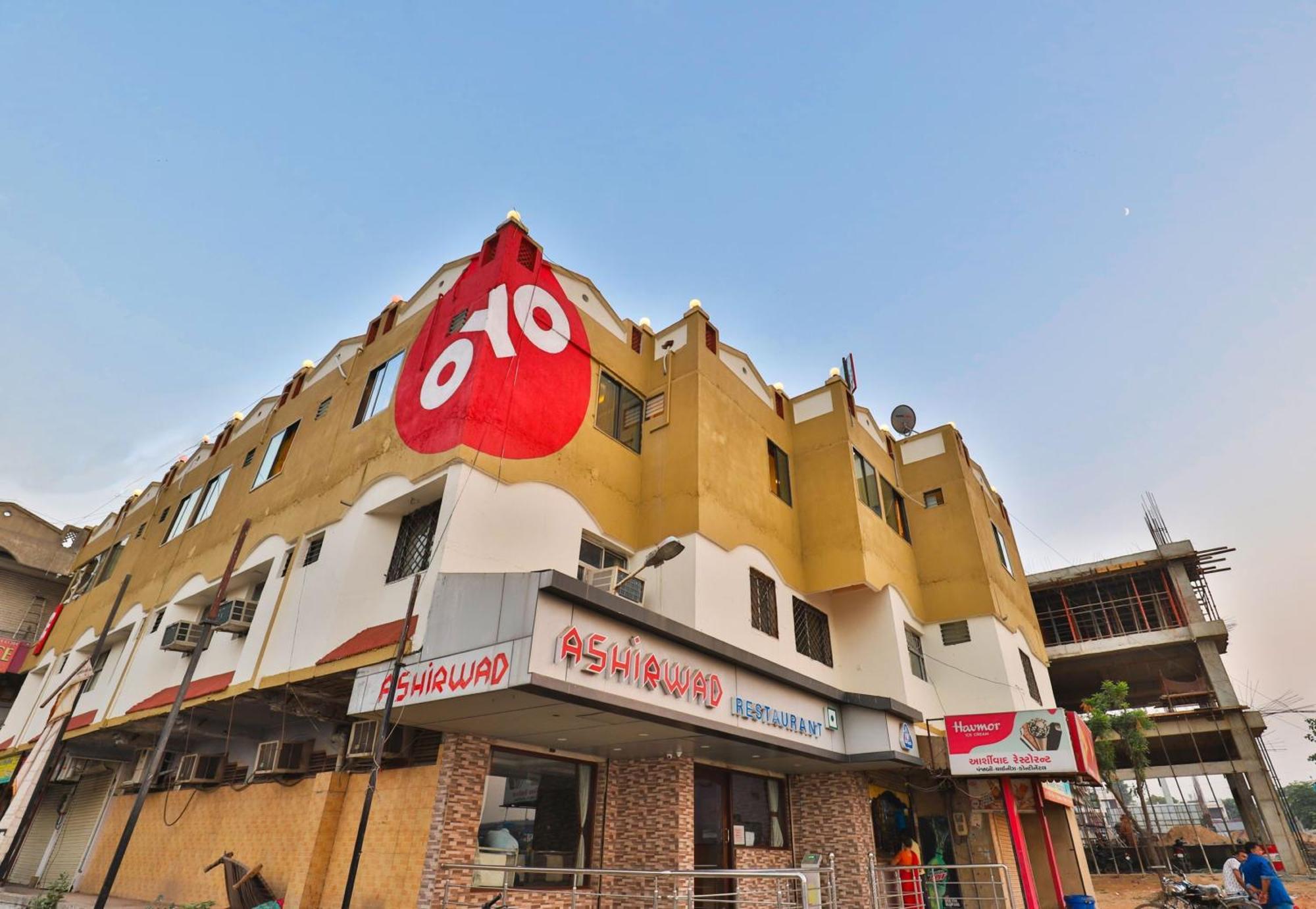 Hotel O Silver Palace Batwa Ngoại thất bức ảnh